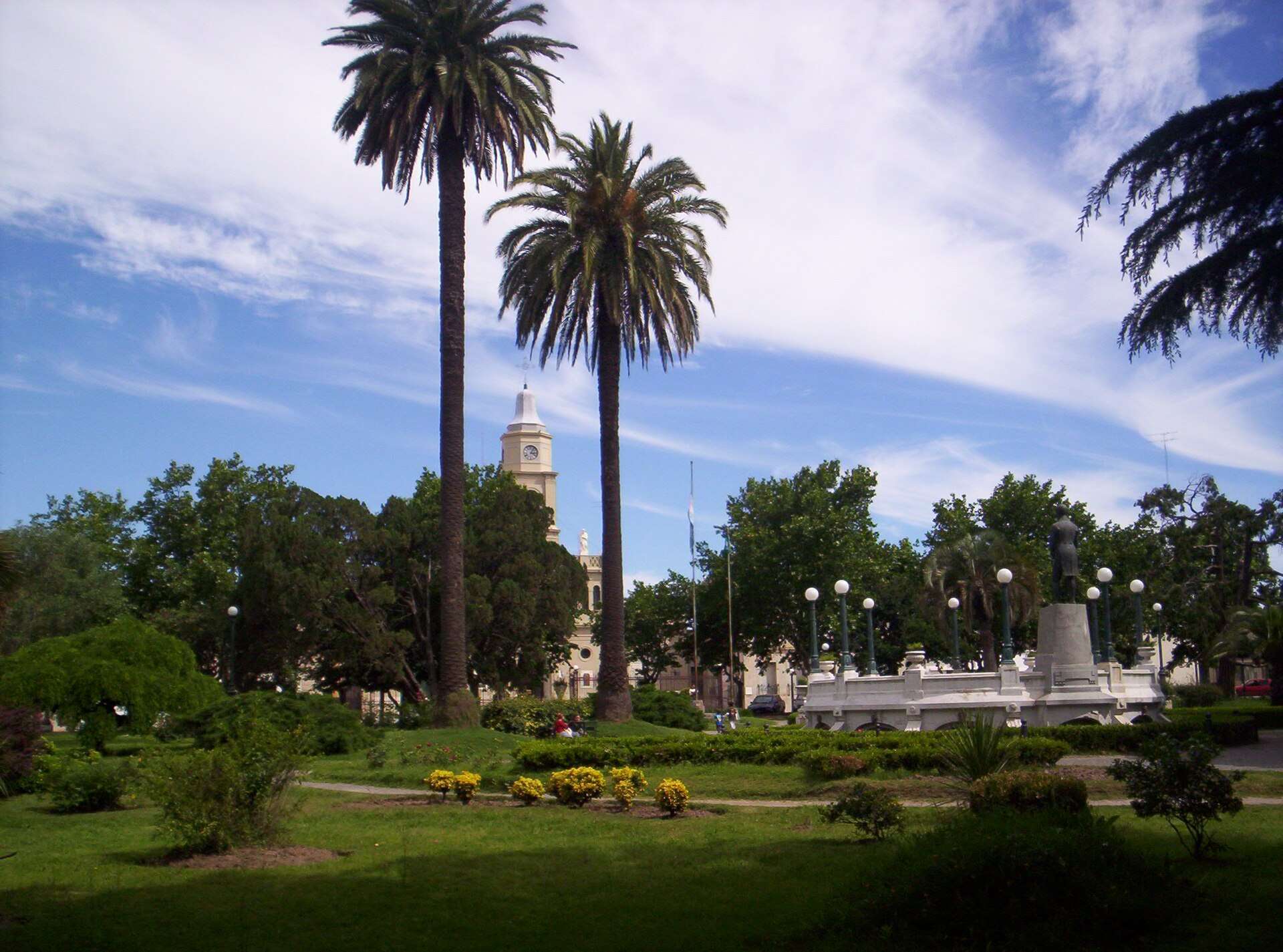 Plaza Ruiz de Arellano under its palms, San Antonio de Areco